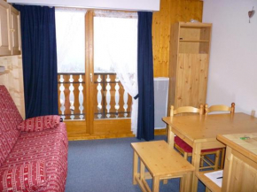 Studio au pied de la télécabine avec balcon - FR-1-573-73